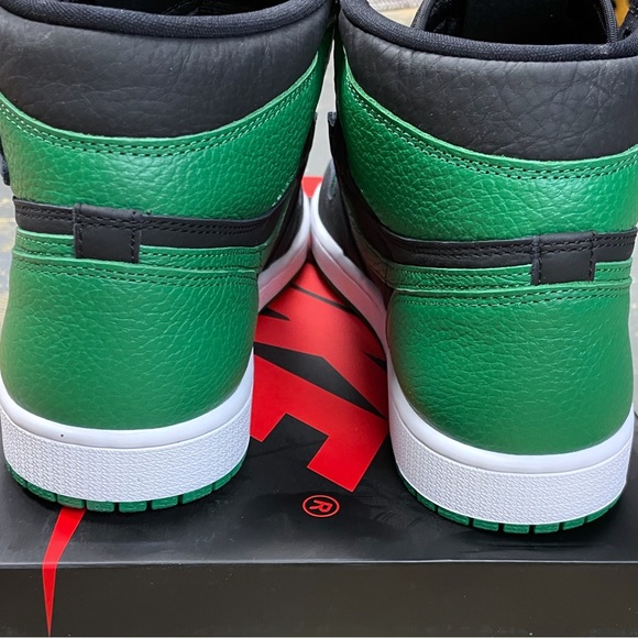Nike Air Jordan 1 Hi Retro Pine Green 555088-030 Toe Gorge - Picture 11 of 11